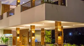 Puri Padma Hotel - Image 2