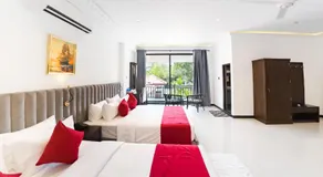 The Grand Moon River Hotel - Image 2
