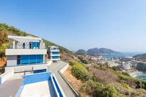 Geoje Party Regina Pool Villa - Image 3