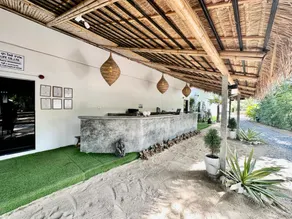 Puk's Palace Thailand - Image 3