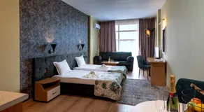 Hotel Avenue - Image 2