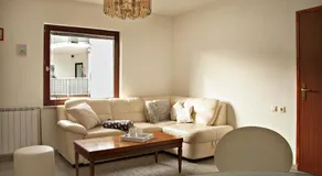 Zagi Apartment - Image 2