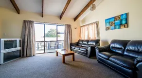 Richmond Motel and Holiday Park - Image 2