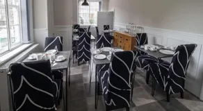 Viaduct Guest House - Image 3