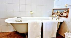 Mia's Accommodation - Image 2