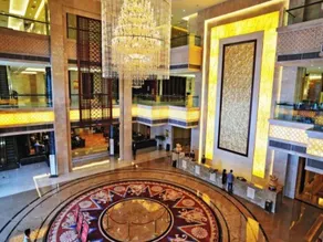 New Century Grand Hotel Luohe Henghui - Image 2