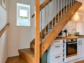 Cottage in Porthleven near Beach  Harbour - Image 3