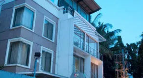 Hotel City Centre Residency - Image 2