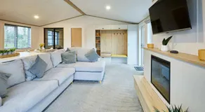 Bluebell Lodge with Hot Tub - Image 2