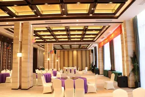 Huichang Hanxian Hot Spring Resort Hotel - Image 3