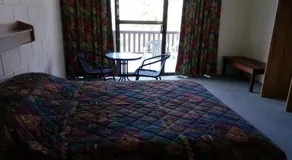 The Islands Inn Motel - Image 2