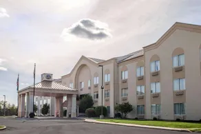 Comfort Suites Fort Wayne - Southwest - Image 5