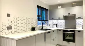 Stylish Cambridge Pad - Image 5