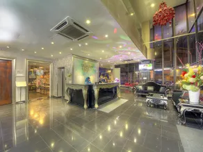 Arenaa Batik Boutique - Image 2