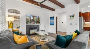 LV219 Delightful Upstairs 2 Bedroom Legacy Villa - Image 2