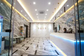 Monochrome Hotel Tengzhou Bus Terminal - Image 4