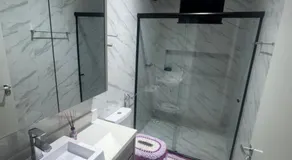 Casa completa acomoda até 10 hóspedes, 5 quartos, 4 camas casal e 2 solteiro - Image 2
