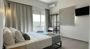 Swallows House - Image 2