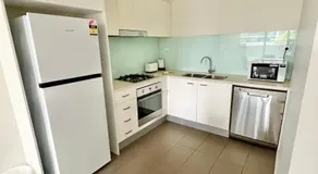 Charming One-Bed Apt in the Heart of Parramatta - Image 2