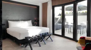 Vila Arenys Hotel - Image 2