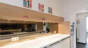 Vintage Design Apartment - Image 3