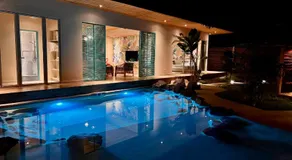 Turquoise Villa - Image 2