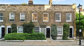 Central Knightsbridge 3 Bedroom House - Image 4
