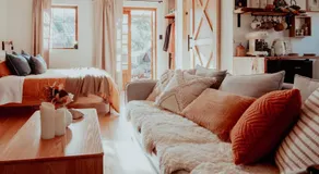 Luxury Nature Retreat - Spa, Cedar Sauna & Stunning Views - Image 2