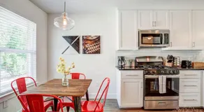 Recently Remodeled Home Close to South Congress - Image 4