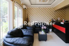 Dea Homestay Syariah at Kertomenanggal Surabaya Mitra RedDoorz - Image 4