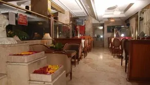Royal Inn - Image 4