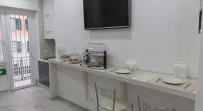 Metronia Guest House - Image 3