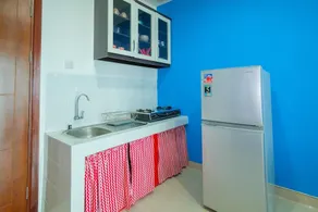 Minimalist 2BR Apartment at Springhill Terrace Residence - Image 4