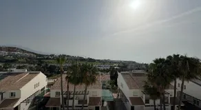 Casa Feliz - lovely 2 bed Penthouse in Manilva with pool, sea and mountain views, close to the beach and facilities - Image 5