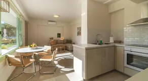 Kallisti Stay - Image 3