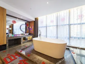 Moonlight Star Hotel - Image 2