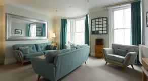 Seaside Retreat in North Bay - with parking - Image 2