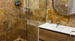 Magnifique maisonnette Dépendance avec Piscine - Image 2