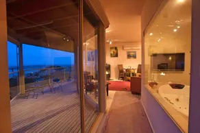 Summit Views Skyview Penthouse - Image 2