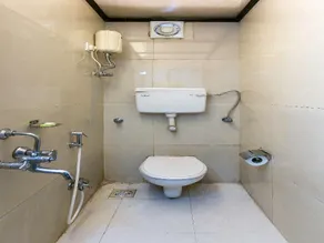 FabHotel Midaas Comforts - Image 5