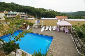 Yeongheungdo Sunrise Pension - Image 3
