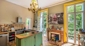 Beautiful large stylish villa centrally located in Pons - Image 3