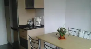 Apartamento 'Ultzama' con vistas a la montaña y balcón - Image 4
