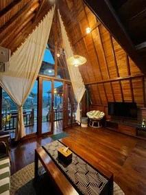 Cascadia Rad Villa - Image 2