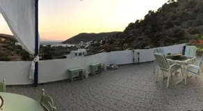Villa Costa Studios - Image 4