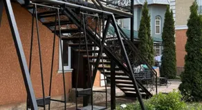 Maximum - Image 3