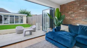 Stunning 6 Bed House with Games Room and Garden Near Pinewood -Iver - Image 5