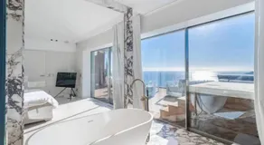 Villa de luxe avec vue panoramique sur la mer et Monaco - Image 2