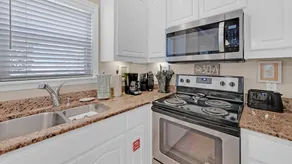 Abode Kenmare - Sleeps 10 with 2 Pools and lots of porches! - Image 5