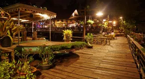 Country Lake View Hotel - Image 4